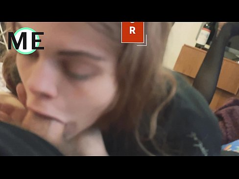 ❤️ Bo'g'iz bo'shlig'i, yirtilgan külotlu çoraplar va yirtilgan poshnalar bilan tanishish yoqimli ❤️❌  seks da pornoda uz.np64.ru ❌️❤